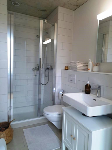 Moderne 3.5-Zimmerwohnung in Zentrumsnähe von Schlieren - Photo 5