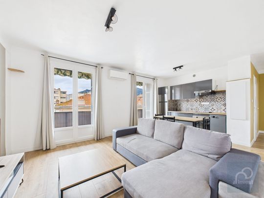 Location Appartement 2 pièces 47m² AJACCIO 20000 - Photo 1