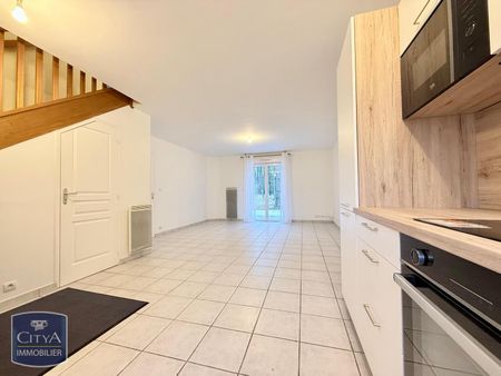 Location Maison 4 pièces 72m² VEIGNE 37250 - Photo 2