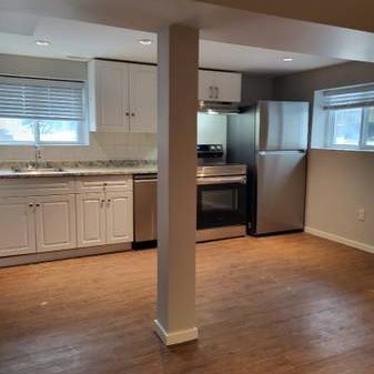 Renovated One Bedroom Unit in Kitsilano - Photo 1