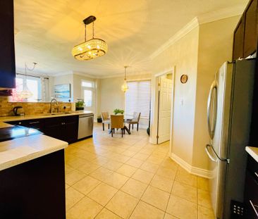 For Lease - 996 Booth Avenue Unit# (Upper), Innisfil, Ontario - Photo 1