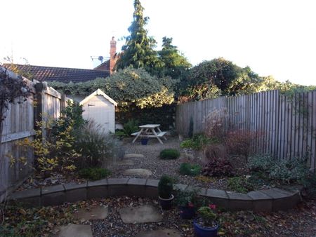 2 bedroom house to rent - Photo 2
