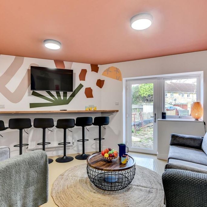 4 bedroom house to rent - Photo 1