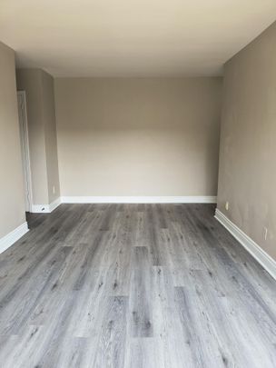 3 Iroquois Apartments - Photo 1