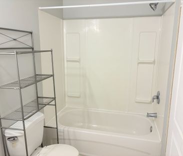 For Lease - 19 Dunlop Street Unit# 104, Barrie, Ontario - Photo 6