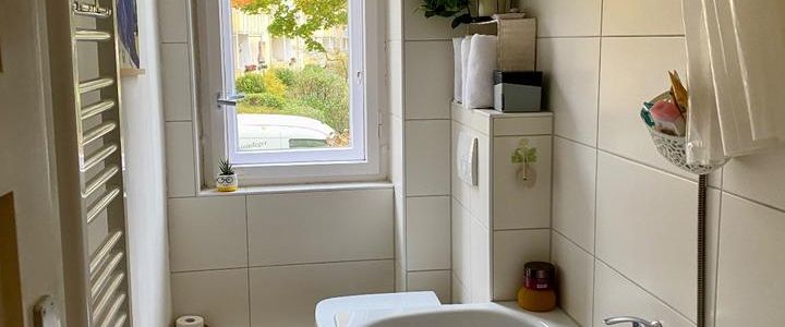 Helle 2-Zimmer-Wohnung mit Balkon, möbliert, ab 02.01.2026 - Foto 1