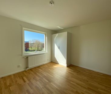 Hjelmarsrörsgatan 34 - Photo 4