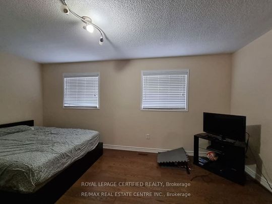 For Lease - 6 Rotunda Street Unit# Upper, Brampton, Ontario - Photo 1