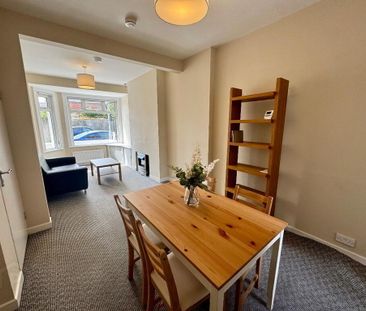 17 Ardenlee Drive, Belfast, BT6 8QL - Photo 4
