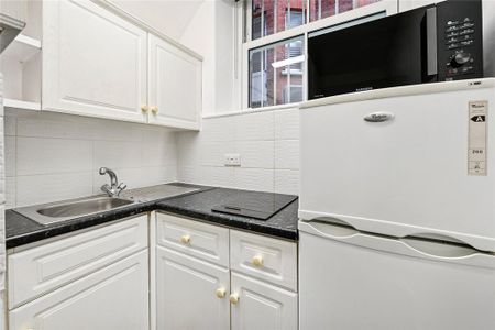 Studio to rent - Photo 2