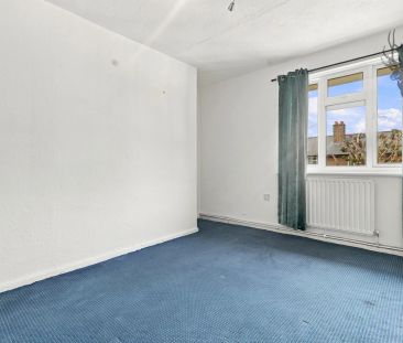 3 Bedroom Maisonette - Photo 6