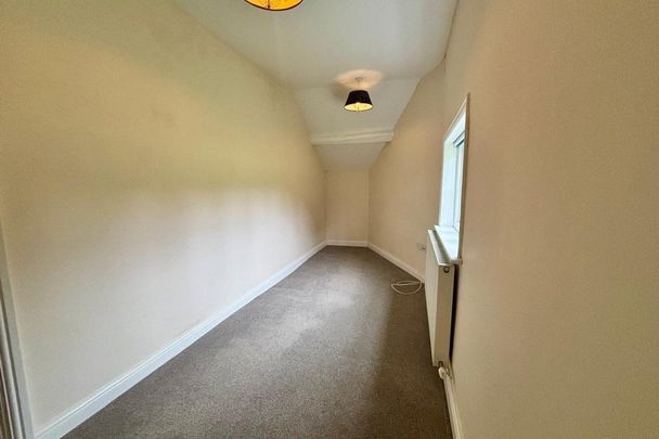 Winsford, Darnhall - Photo 1