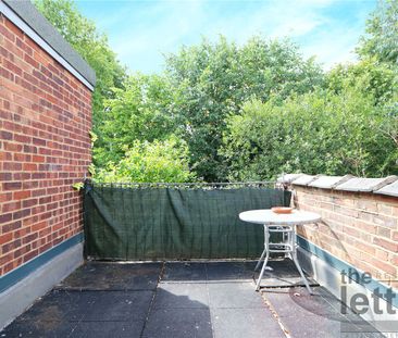 Lea Road, Enfield, EN2 0LE - Photo 2