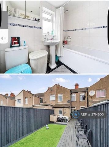 3 bedroom terraced house to rent - Photo 4