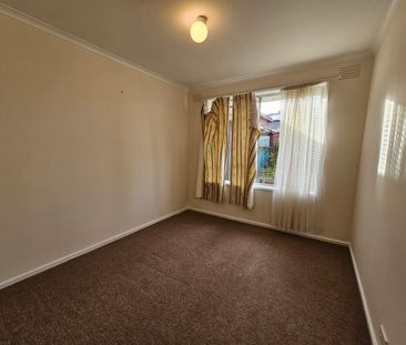 Spacious Family Home in Prime Hoppers Crossing Location - Photo 6