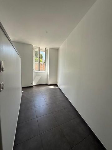 Location Appartement 1 pièce 29m² MACON 71000 - Photo 5