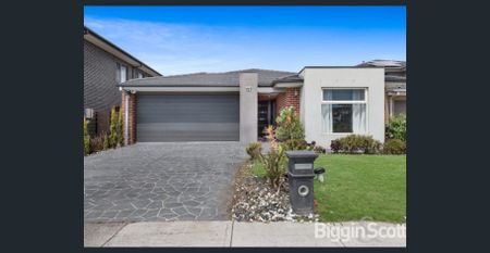 74 Burnham Crescent, Keysborough, Vic 3173 - Photo 5