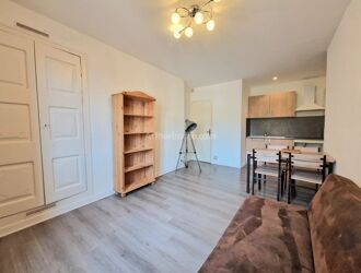 Location Appartement 2 pièces 56 m2 à Draguignan - Photo 5