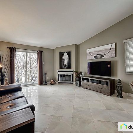 Condo moderne 5 1/2, spacieux - Photo 3