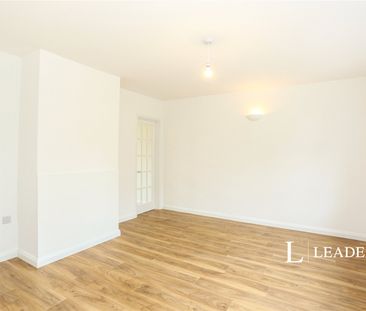 3 bedroom house to rent The Glade, CR0 - Photo 5