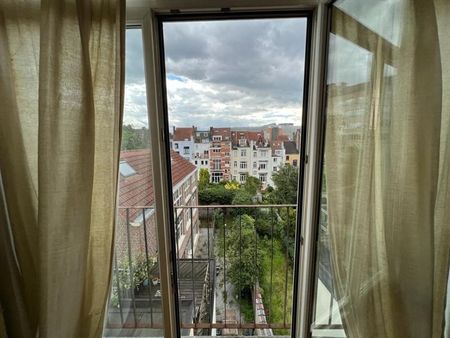 Quartier Européen - Magnifique appartement loft 1 chambre - Photo 4