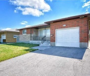 Detached Home For Lease | X9229177 - Photo 2