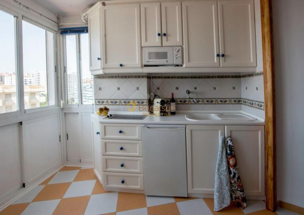 HALF SEASON STUDIO FOR RENT FROM 15/10/23 - 31/03/24 IN BENALMÁDENA IN 2ND LINE OF BEACH.-