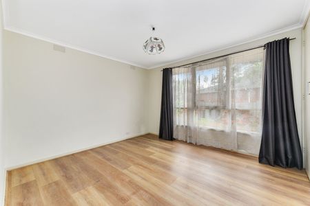 Charming Classic in Quiet Court – Ready to Move In! - Photo 3