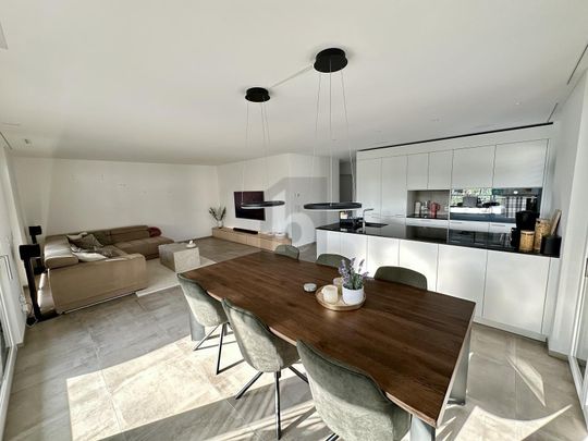 LIGHT-FLOODED, WINTER GARDEN BALCONY, NATURE-NEAR - Photo 1