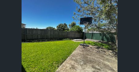 2-bedroom studio with bills included - Photo 3