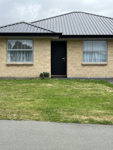 3 Bedroom Home on Mueller Drive - Photo 2