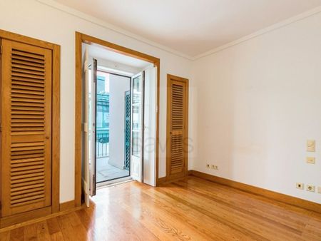 2 room luxury House for rent in Pateo Bagatela (Sao Mamede), Santo António, Lisbon - Photo 5