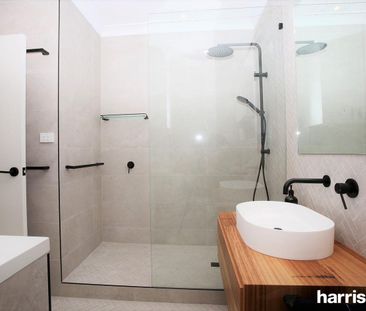 Modern Two-Bedroom Apartment-Comfort in the Heart of Caulfield North - Photo 1