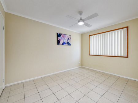 WALK TO BROADWATER - POOL - Photo 5