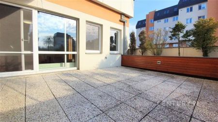 Pronájem nadstandartního bytu 3+kk s šatnou a 30 m - Photo 4