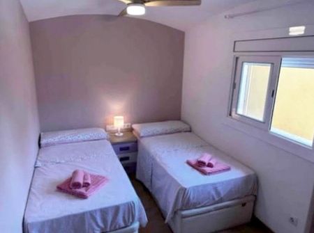 90m² Flat to rent in Porta, Barcelona - Photo 5