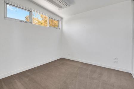 8/138A Hoffmans Road, Essendon VIC 3040 - Photo 5