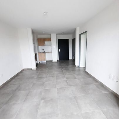 Location Appartement 2 pièces 40m² NIMES 30000 - Photo 1