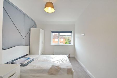 6 bedroom semi-detached house to rent - Photo 3