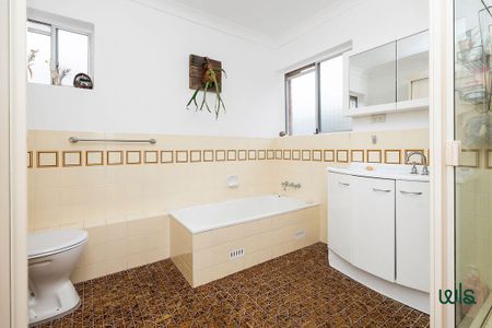 Put simply, welcome to the Hill - Photo 5