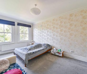 2 bedroom maisonette to rent - Photo 4
