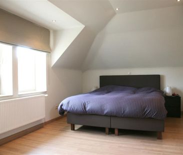 Charmante, gerenoveerde woning met 2 slpk. , tuin en garage - Foto 1