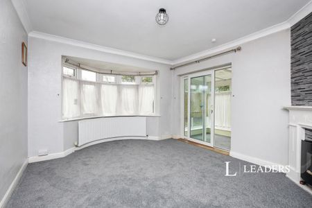 2 bedroom bungalow to rent - Photo 2