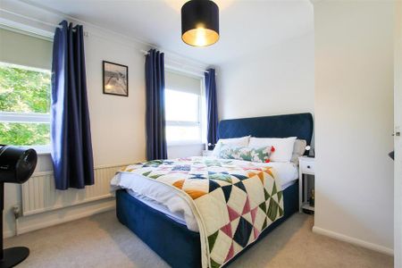 3 bedroom detached house to rent - Photo 5