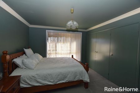 60 Sieben Drive, Orange, NSW 2800 - Photo 4