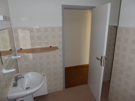 Appartement 1 pièces 22m2 MARSEILLE 9EME 479 euros - Photo 5