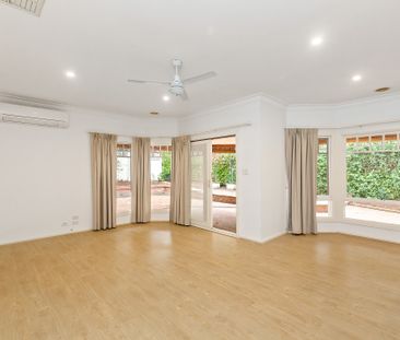 20 Hyslop Parade, Malvern East VIC 3145 - House For Rent | Domain - Photo 2