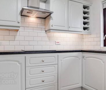 23 Irvine Park, Bangor, BT19 7XR - Photo 4