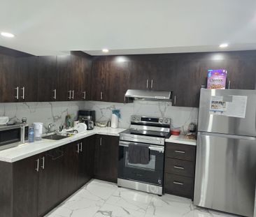 For Lease - 80 Abitibi Lake Drive, Brampton, Ontario - Photo 5