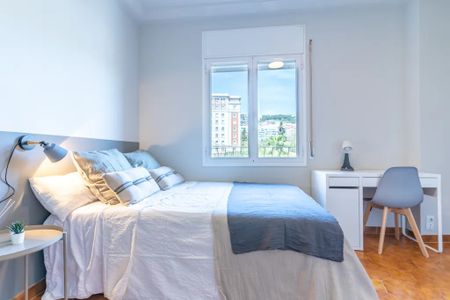 Plaça dAlfons el Savi, Barcelona, Catalonia 08025 - Photo 4